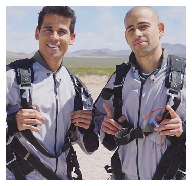 Skydiving training students